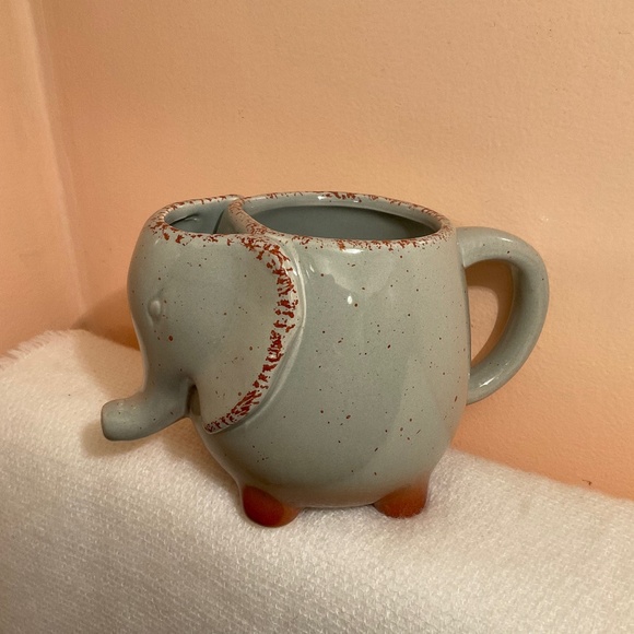 Gray Speckled Elephant Tea Coffee Mug Tea Bag Holder Whimsical and Fun - Picture 1 of 7